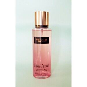 Velvet Petals Fragrance Mist Victoria's Secret 8.4 Oz